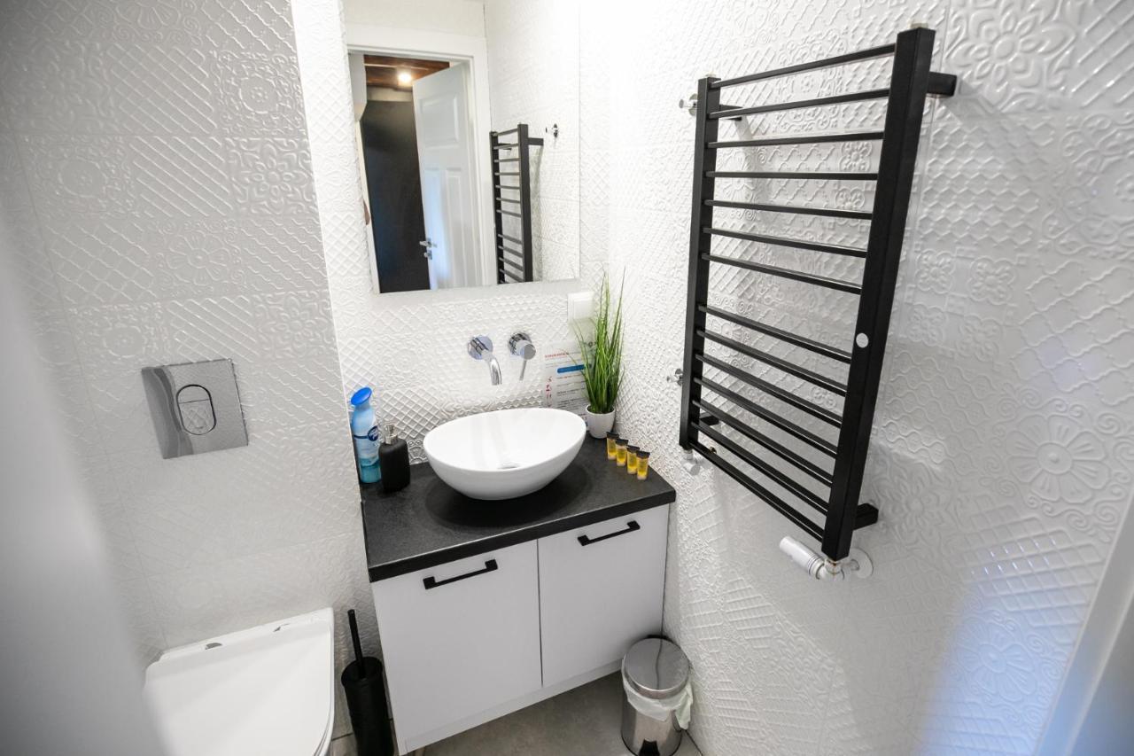 Apartamenty Poprostu Torun Exterior photo